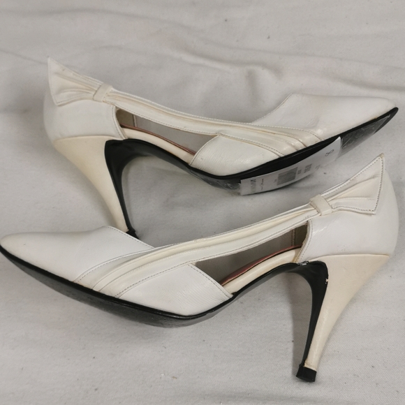 Trans canada high heels - Picture 2 of 4